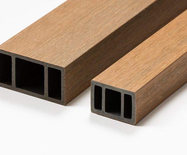 Perfilería de madera sintética TEKA
